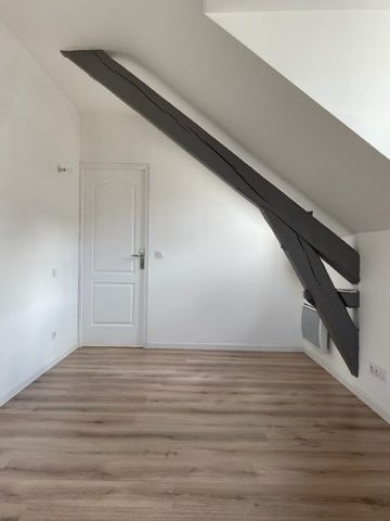 Location Appartement 2 pièces 47m² BAGNERES DE BIGORRE 65200 - Photo 4