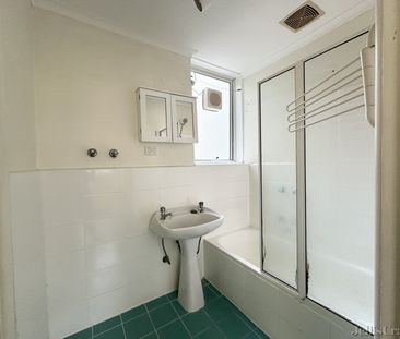 5/49 Brougham Street, North Melbourne - Photo 2