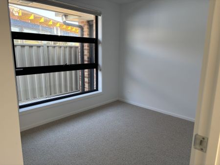 1/10 Sandwood Place, East Devonport TAS 7310 - Photo 2