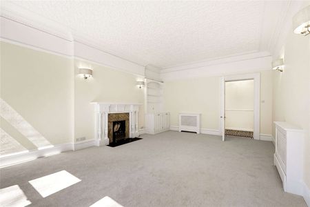 Newly refurbished 2 bedroom, 2 bathroom apartment. A beautiful period property which is spacious, bright and packed with charming features. - Photo 5