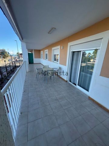 Alquiler de piso en Avenida Unificación, 3 - Photo 2