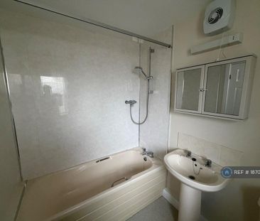 1 bedroom semi-detached house to rent - Photo 6