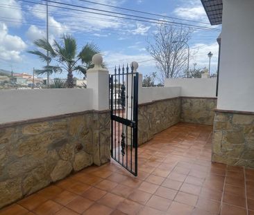 Terraced House | Nerja | €1.400/Month - Photo 3