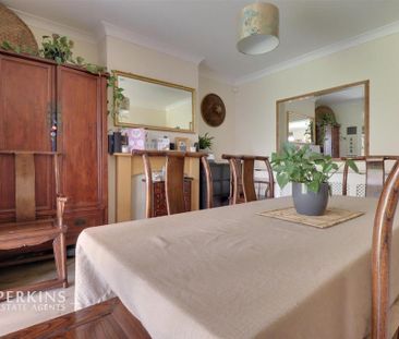 3 bedroom terraced house to rent - Photo 3