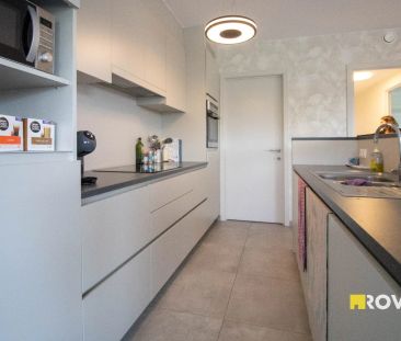 Prachtig afgewerkt en lichtrijk appartement op 2e verdieping met pr... - Foto 2