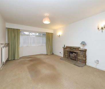 4 bedroom house - detached - Photo 2