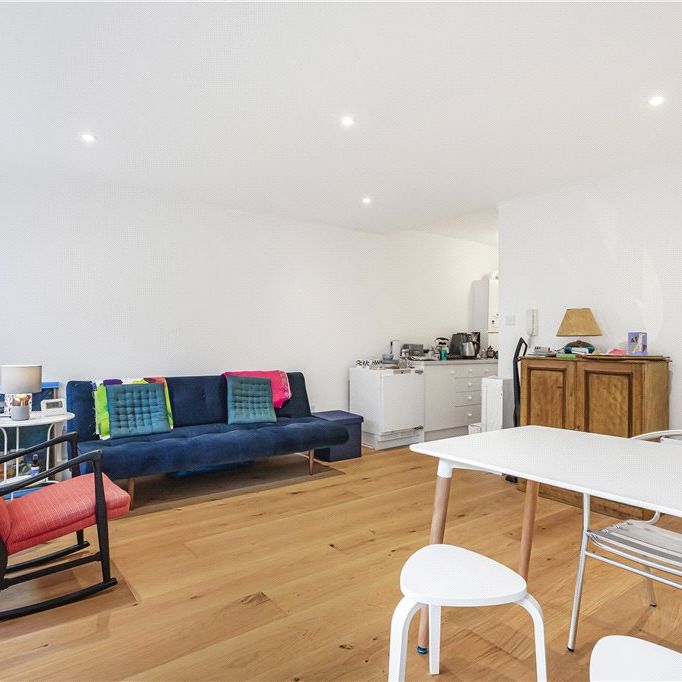 Oakley Road, London, N1 3LN - Photo 1