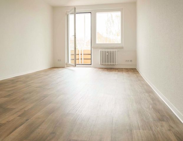 Hier wird saniert - liebenswerte Mieter gesucht - Foto 1