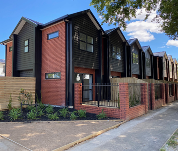 Comfortable 2-Bedroom Townhouse in Hamilton East – $550 per Week Lo... - Photo 4