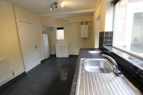 Gracemere Crescent - Photo 1