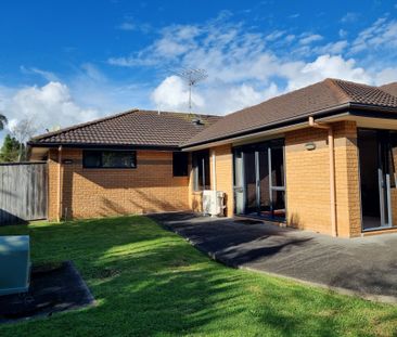 Cul-De-Sac Living - Beachlands - Photo 2