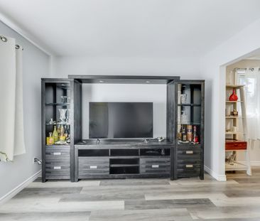 For Lease - 82 Lacey Crescent, London South, Ontario - Photo 4