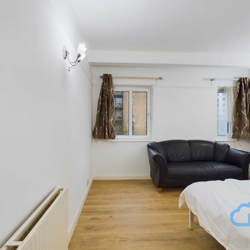 RM2 Empire Way | Harrow | London | HA9 0RE - Photo 1