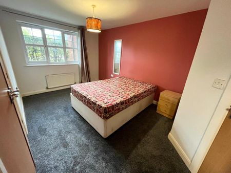 2 bedroom apartment to rent - Photo 4
