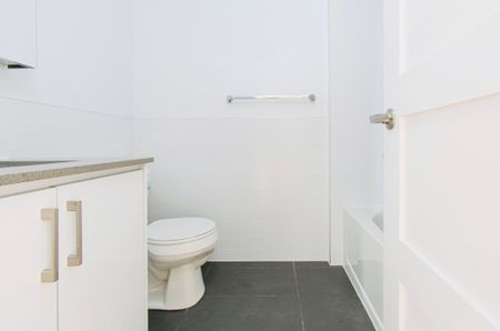 For Lease - 10 Shallmar Boulevard Unit# 509, Toronto, Ontario - Photo 4