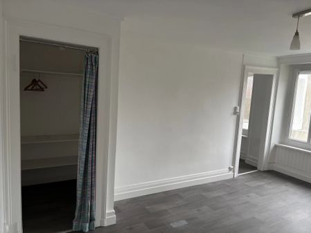 Location Appartement 1 pièce 27m² BOULOGNE SUR MER 62200 - Photo 2