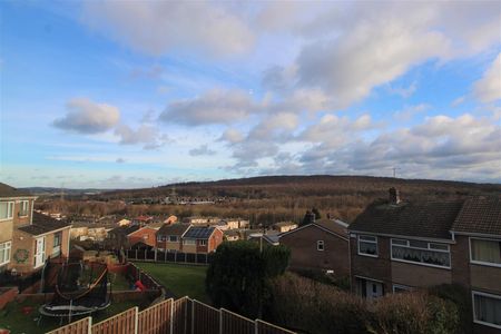 2 bed terraced house to rent in Mendip Rise, Rotherham, S60 - Photo 2