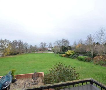 Ferry Lane, Staines-upon-thames, TW19 - Photo 6