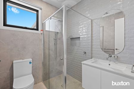 2/3 Farleigh Avenue, Burwood, VIC, 3125 - Photo 4