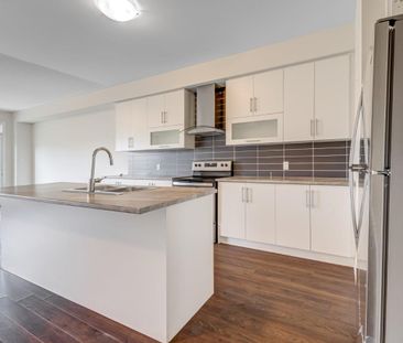 For Lease - 40 Donald Fleming Way, Whitby, Ontario - Photo 3