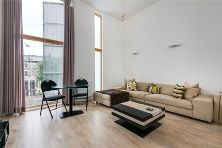 Trevanion Road, West Kensington, W14, London - Photo 2