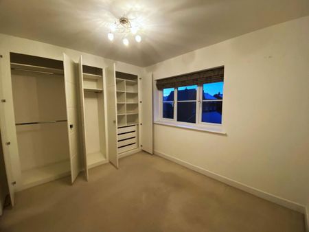 4 bedroom terraced house to rent - Photo 2