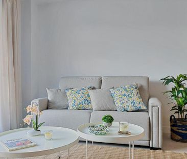 Apartamento en Estepona, Estepona, alquiler - Photo 2