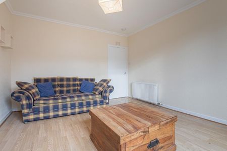 3 bedroom apartment to rent - Photo 2