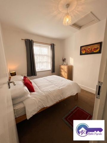 5 Bedroom Flat To Rent - Photo 2