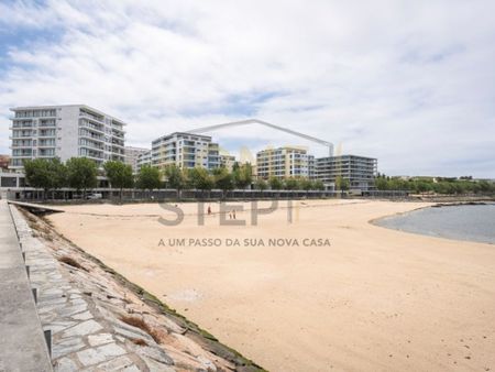 2 room luxury Flat for rent in Canidelo, Vila Nova de Gaia, Distrito do Porto - Photo 4