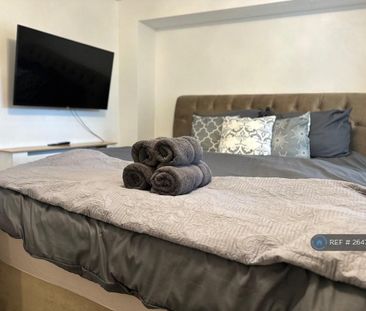 2 bedroom end of terrace house to rent - Photo 1