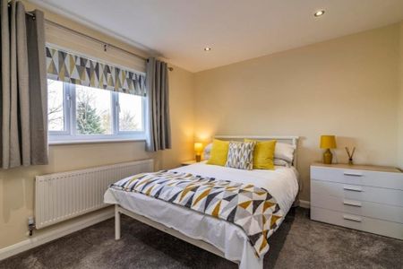 2 bedroom semi-detached house to rent - Photo 5