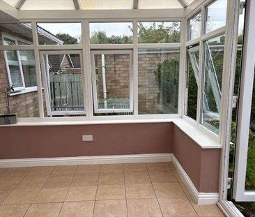 Manitoba Close, Lower Wick, Worcester, Worcs, WR2 - Photo 2