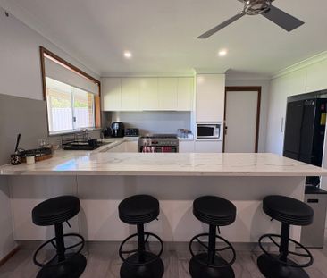 Updated 3 Bedroom Home on Large Block - Photo 6