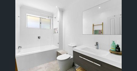 Coastal Convenience Meets Modern Living - Photo 5