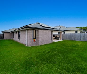 Stylish & Modern Home in Capestone - Photo 5