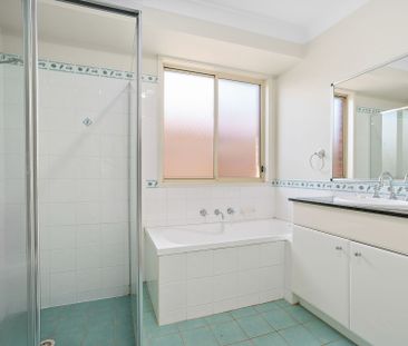 Spacious Home with Modern Features - Photo 6