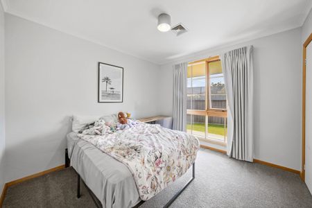 9 BEDROOM ROOMING HOUSE WITH POOL FOR RENT (WHOLE PROPERTY) - Photo 4