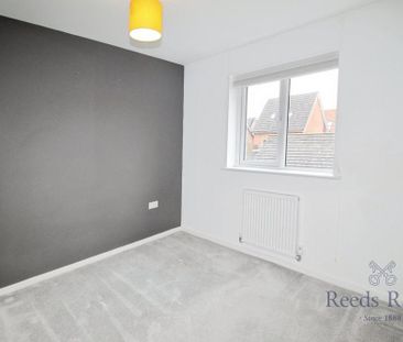 3 bedroom detached house to rent - Photo 2
