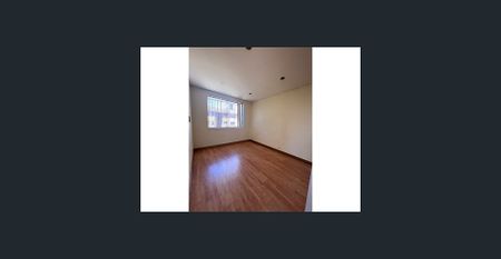 Great Location with Lockup Garage - Photo 5