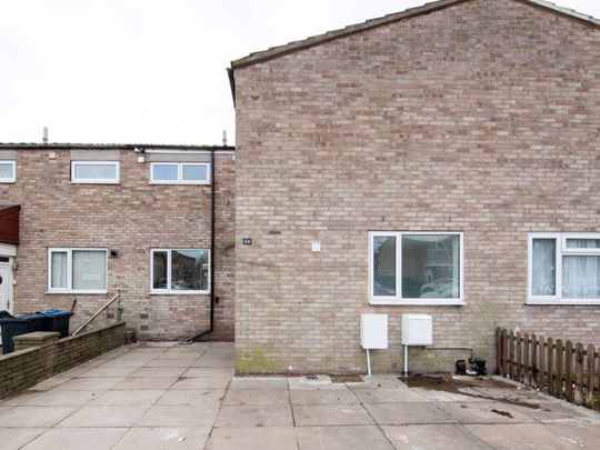 Knightstone Avenue - Photo 1