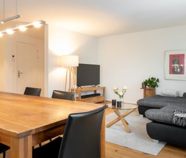 Moderne 3.5 Zimmerwohnung mit Balkon - Photo 1
