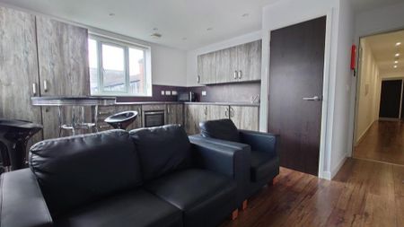 3 bedroom flat share to rent - Photo 5