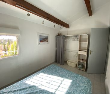 Location Appartement 3 pièces 51m² LA SEYNE SUR MER 83500 - Photo 5