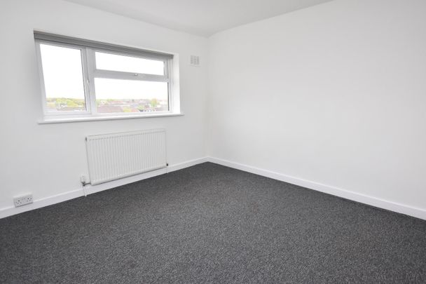 Wendover Rise, Allelsey Park, Coventry, CV5 - Available Mid August - Photo 1