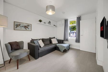 Saint Peter's Street - Photo 2