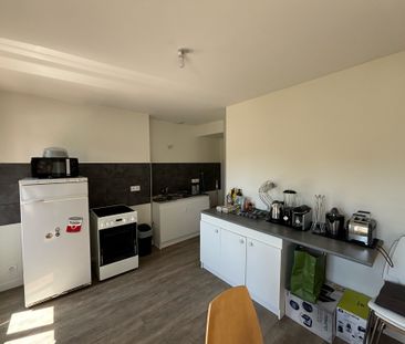 2 pièces 50.69 m2 T2 50M2 / SECTEUR DELILLE - Photo 4