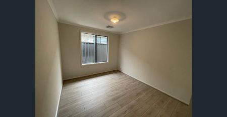 Fresh, Modern & Ready to Move In - Photo 3