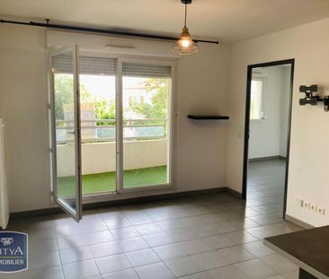 Location Appartement 2 pièces 37m² LA SEYNE SUR MER 83500 - Photo 1