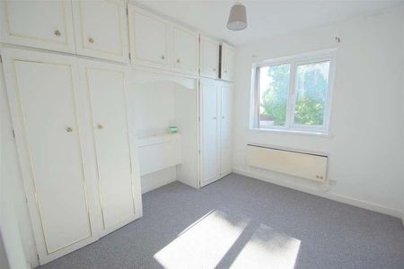 Arncliffe Grange, Leeds, LS17 - Photo 3